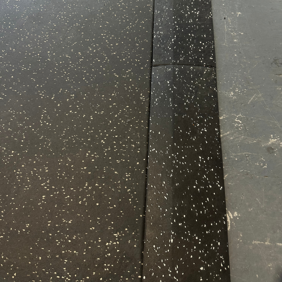 VULCAN 20mm EPDM Rubber Tile Ramp Edge Grey Fleck (50cm Long)  | IN STOCK